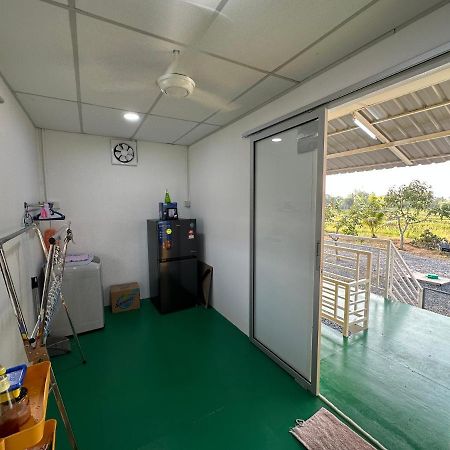 Homestay Denai Harummanis S4 Simpang Empat  Ngoại thất bức ảnh