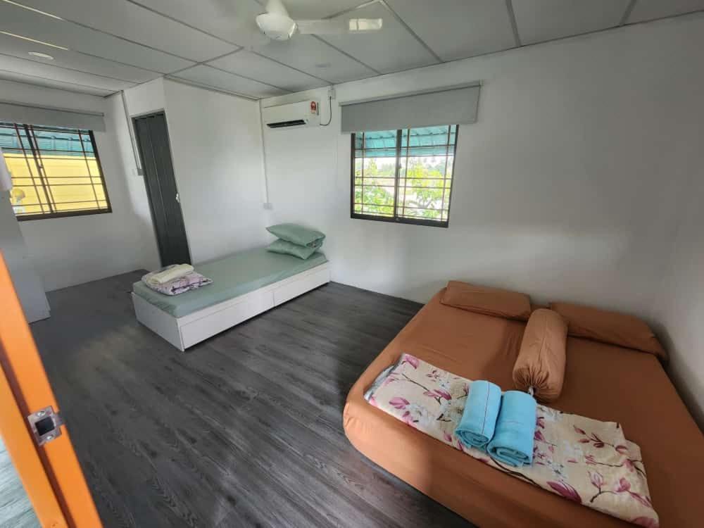 Homestay Denai Harummanis S4 Simpang Empat  Ngoại thất bức ảnh